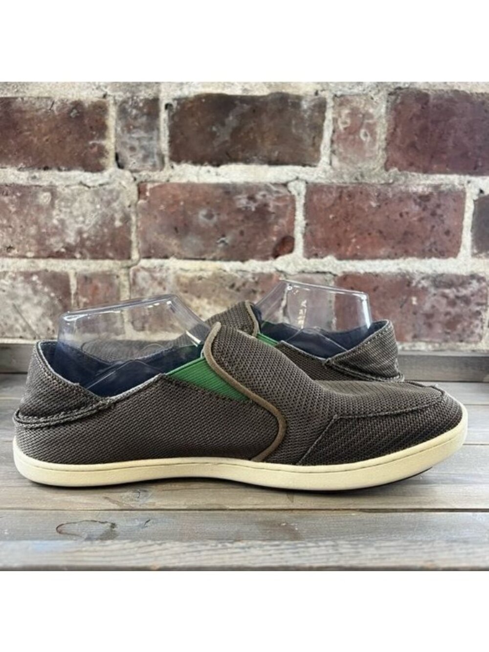 OluKai Nohea Mesh Slip On Shoes Mustang &amp; Lime Peel Sz 9